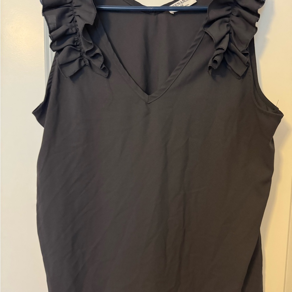 Zenana Outfitters Black Ruffled Blouse
